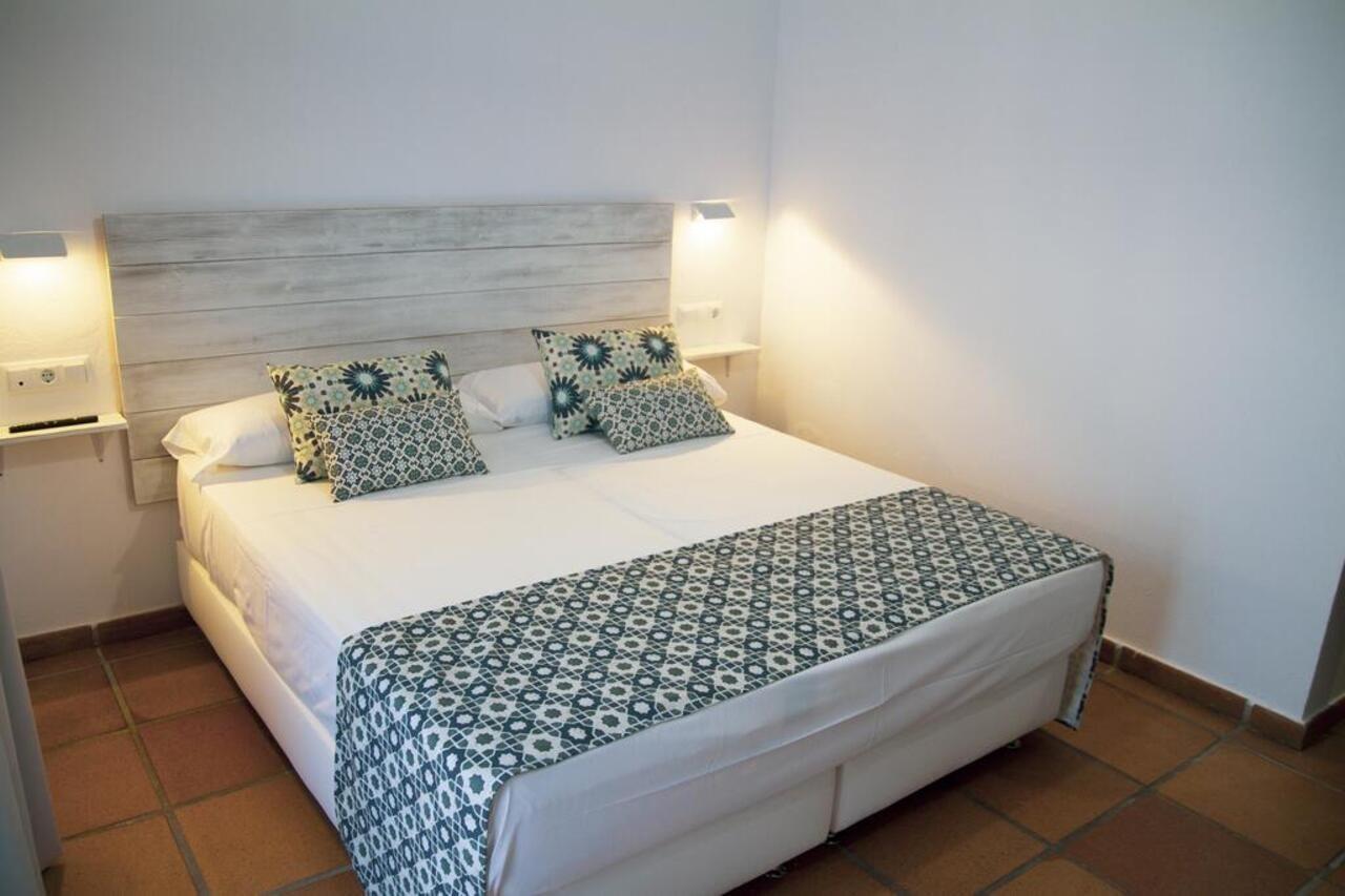 Hotel Avenida Playa Захара-де-лос-Атунес Экстерьер фото
