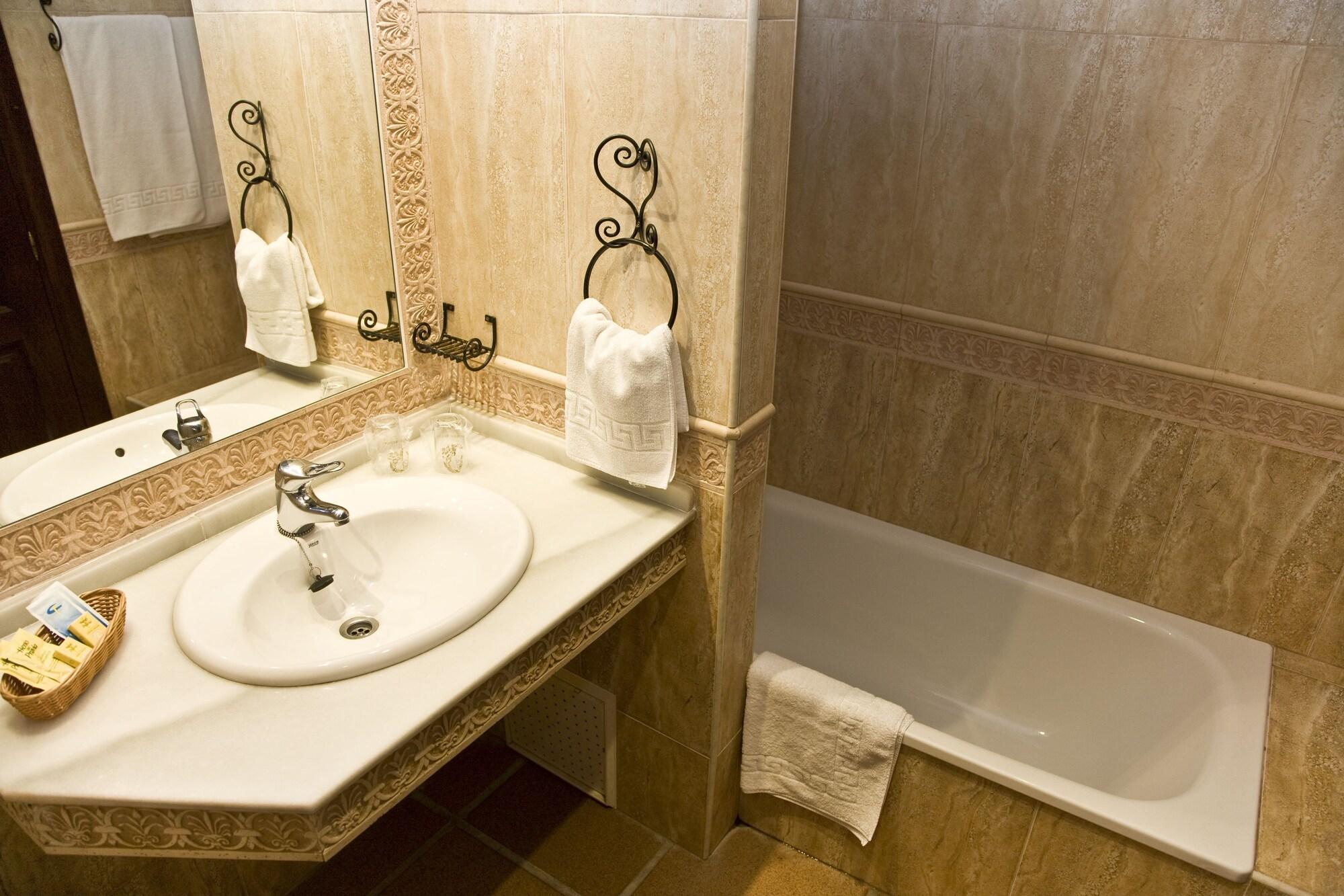 Hotel Avenida Playa Захара-де-лос-Атунес Экстерьер фото